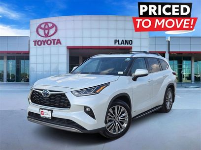 Certified 2022 Toyota Highlander Platinum