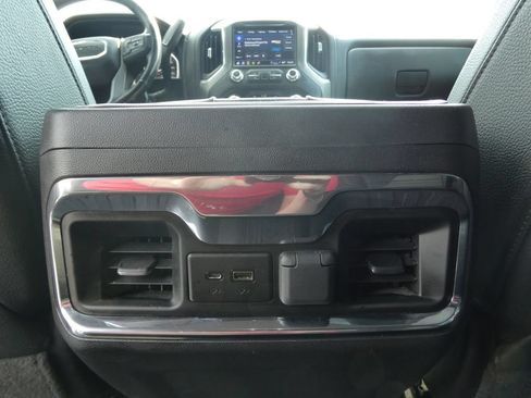 Used 2022 GMC Sierra 2500 Denali w/ Denali Ultimate Package AWD/4WD image 19