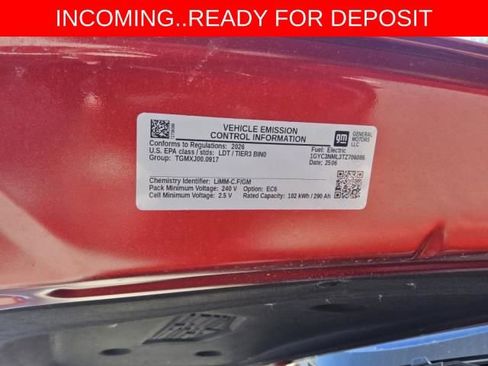 Used 2026 Cadillac Vistiq Sport w/ LPO, Floor Liner Package AWD/4WD image 7