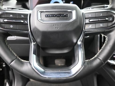 Used 2024 GMC Acadia Denali AWD/4WD image 21