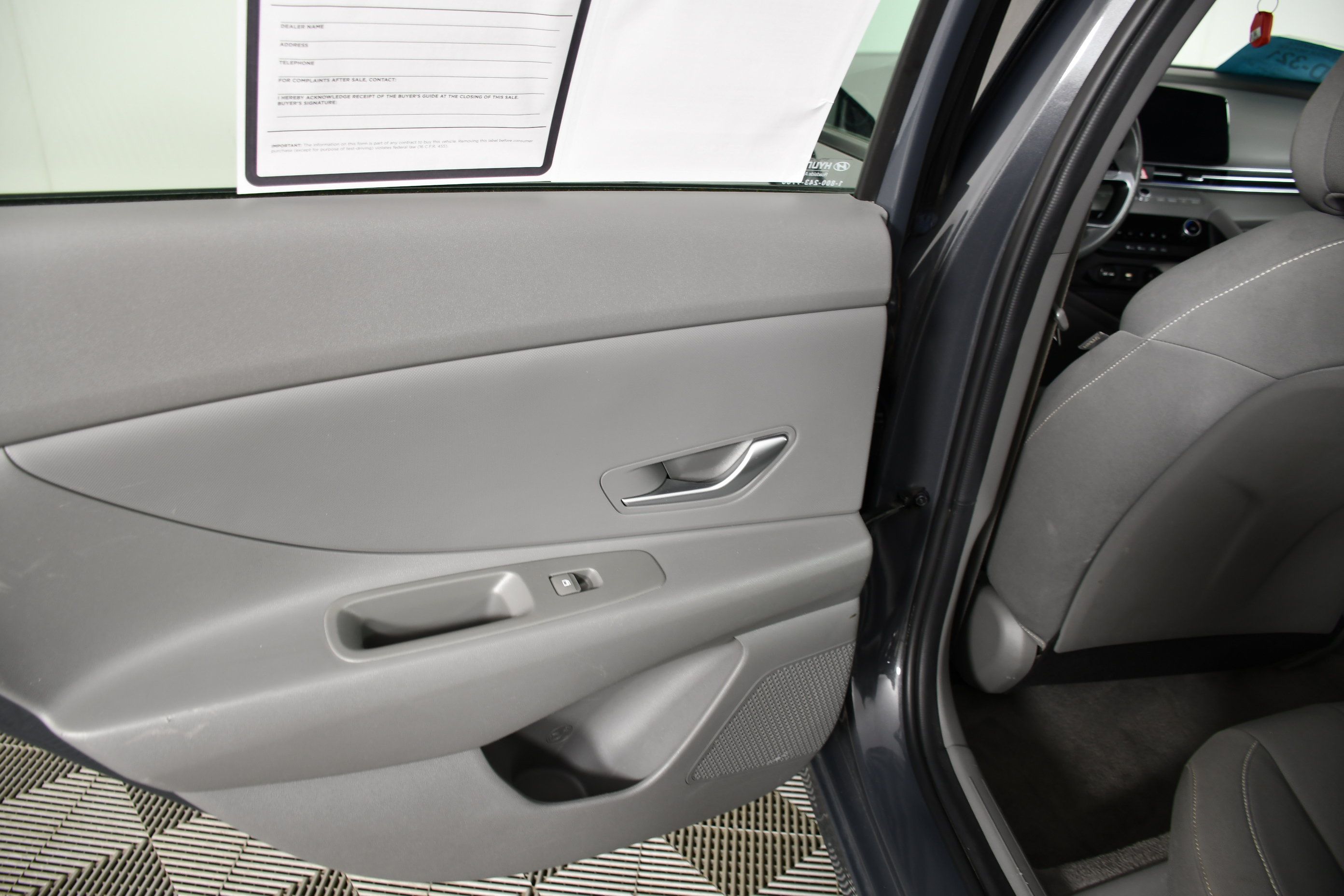 Used 2024 Hyundai Elantra SEL FWD image 48