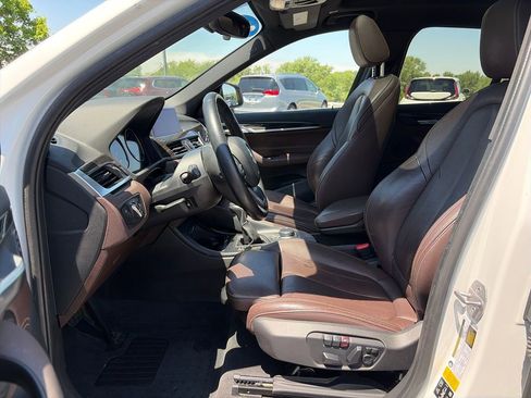 Used 2018 BMW X1 xDrive28i w/ Premium Package AWD/4WD image 15