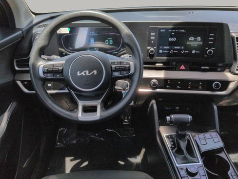 Used 2023 Kia Sportage LX FWD image 19