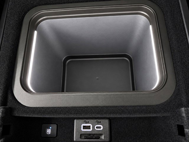 Used 2023 Cadillac Escalade ESV Sport Platinum AWD/4WD image 23