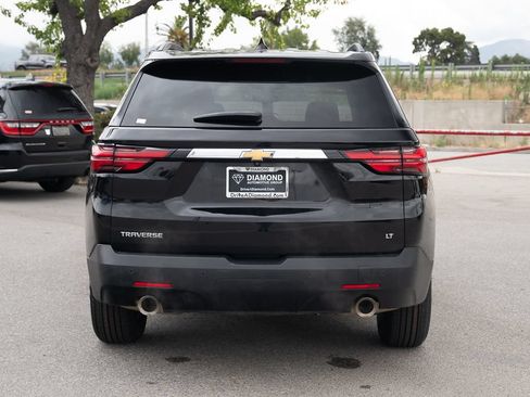 Used 2023 Chevrolet Traverse LT FWD image 5