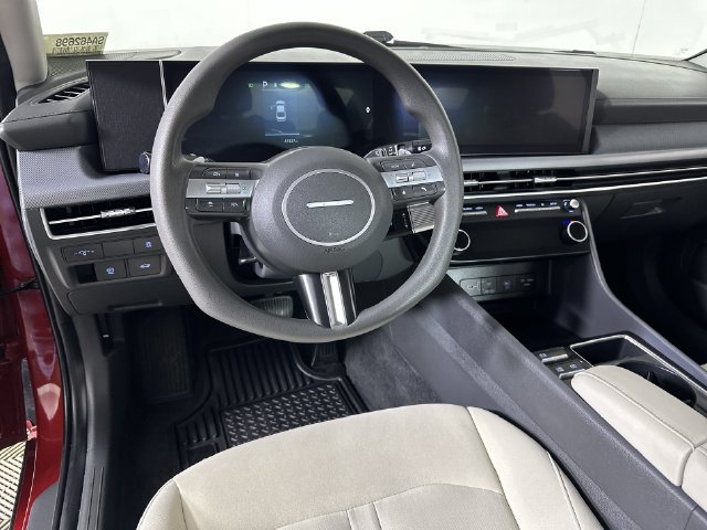 Used 2025 Hyundai Sonata SEL FWD image 21