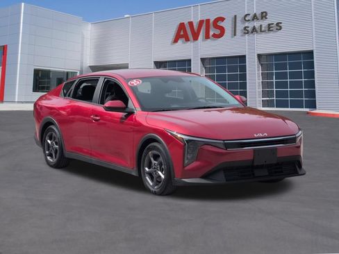 Used 2025 Kia K4 FWD image 3