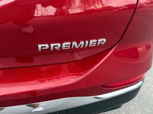Used 2019 Chevrolet Equinox Premier FWD image 13