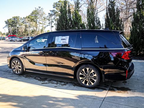 New 2026 Honda Odyssey Elite image 7