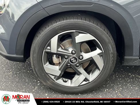 Used 2023 Hyundai Venue SEL FWD image 10