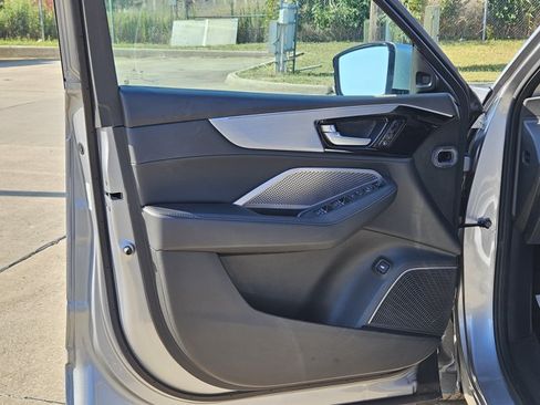 Used 2023 Acura MDX FWD image 9