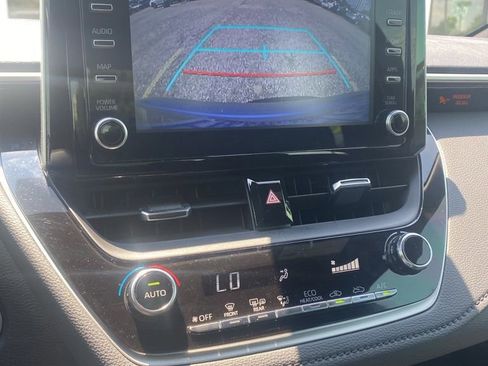 Used 2020 Toyota Corolla SE FWD image 7