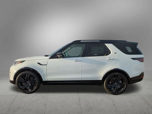 New 2026 Land Rover Discovery Limited Edition image 3