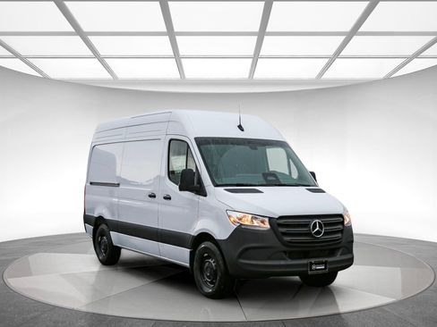 New 2025 Mercedes-Benz Sprinter 2500 image 5