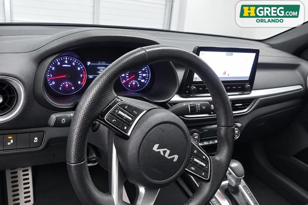 Used 2022 Kia Forte GT-Line w/ GT-Line Premium Package FWD image 12