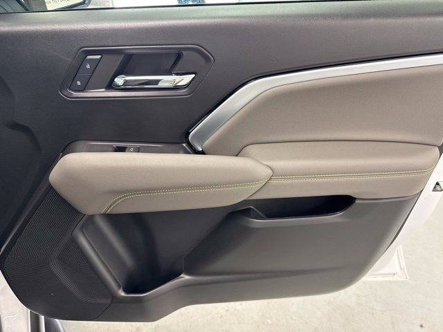 Used 2024 Chevrolet Colorado ZR2 w/ ZR2 Convenience Package III AWD/4WD image 25