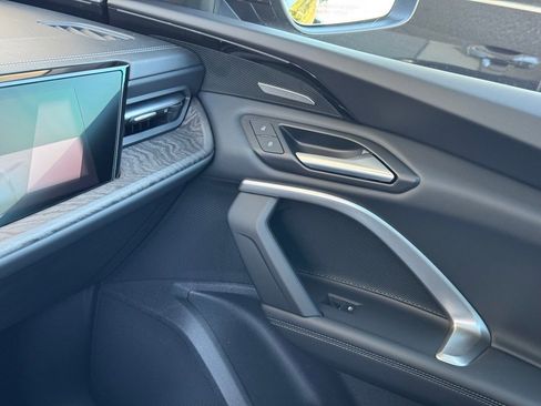 New 2025 Audi Q5 Prestige image 36