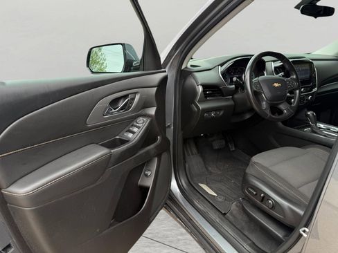 Used 2020 Chevrolet Traverse LT w/ LPO, Floor Liner Package AWD/4WD image 20