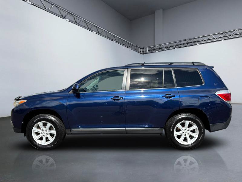 Used 2013 Toyota Highlander SE AWD/4WD image 2