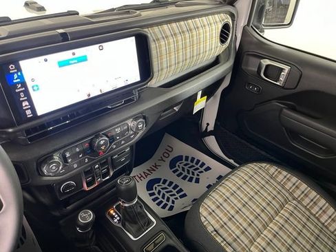 Used 2026 Jeep Wrangler Unlimited Sport AWD/4WD image 36