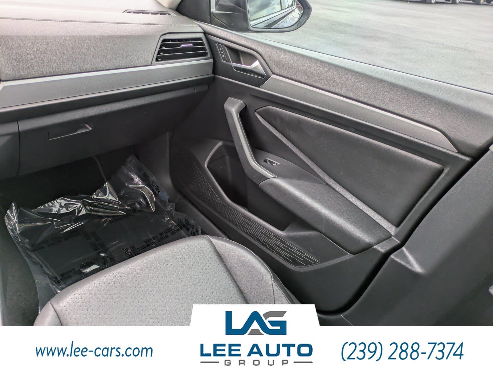 Used 2019 Volkswagen Jetta SE FWD image 13