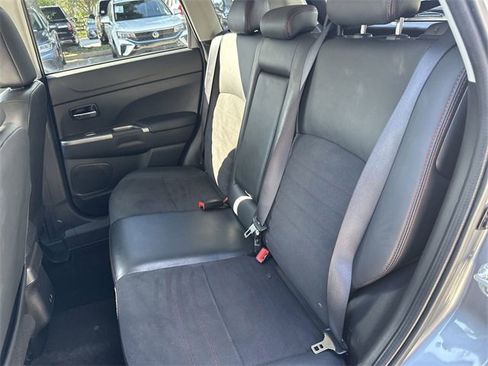 Used 2022 Mitsubishi Outlander Sport SE image 23