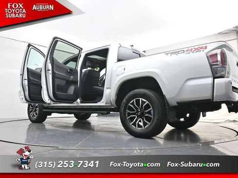 Used 2023 Toyota Tacoma TRD Sport w/ TRD Premium Sport Package AWD/4WD image 34