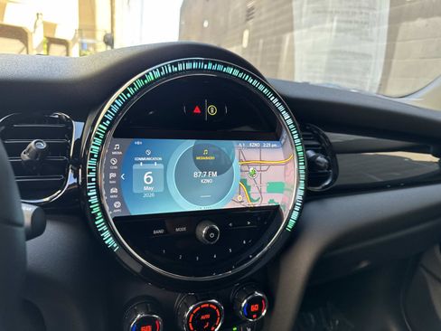 Used 2017 MINI Cooper 2-Door Hardtop FWD image 19