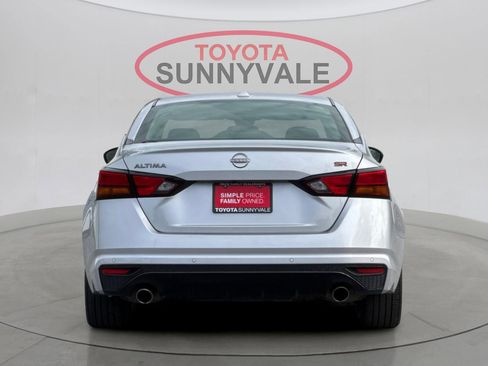Used 2024 Nissan Altima 2.5 SR image 8