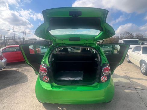 Used 2016 Chevrolet Sonic LT w/ Fun and Sun Package image 37