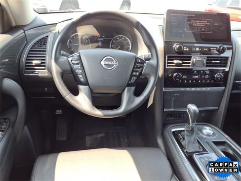 Used 2023 Nissan Armada SV image 6