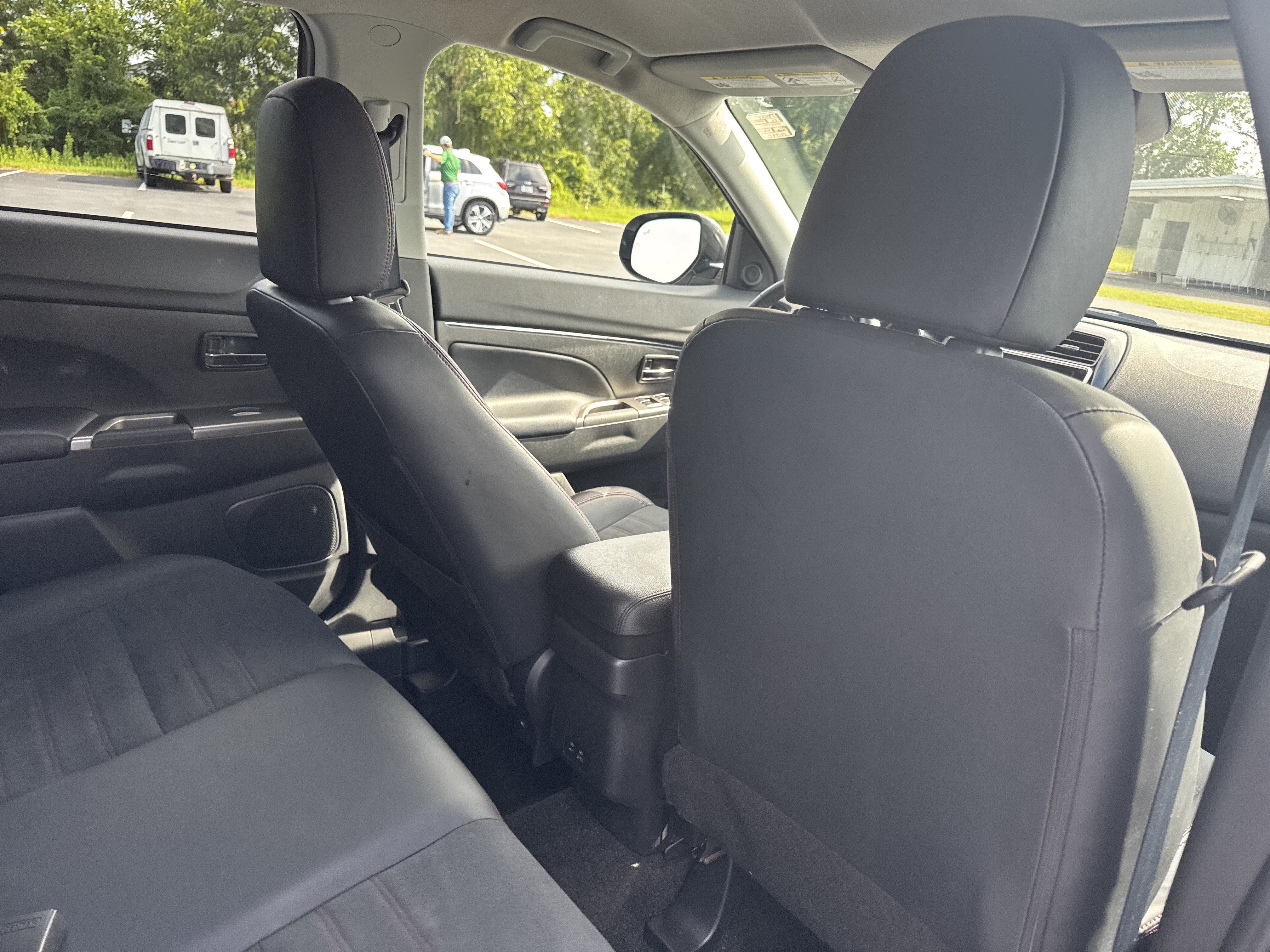 Used 2025 Mitsubishi Outlander Sport ES AWD/4WD image 26
