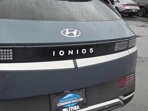 Used 2024 Hyundai Ioniq 5 SE RWD image 15