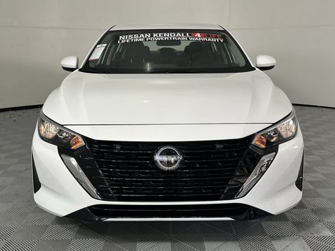 Certified 2025 Nissan Sentra S FWD image 3
