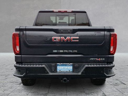 Used 2025 GMC Sierra 1500 AT4X image 9
