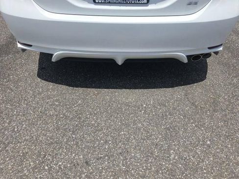 Used 2024 Toyota Camry SE FWD image 3