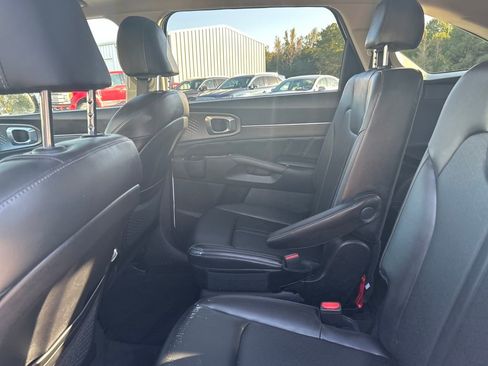 Used 2023 Kia Sorento SX image 25