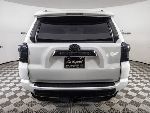 Used 2021 Toyota 4Runner TRD Off-Road Premium AWD/4WD image 7