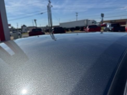 Used 2024 Nissan Sentra SV FWD image 9