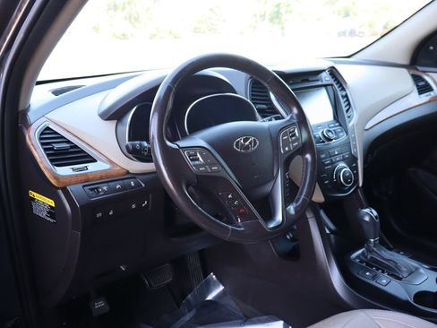 Used 2015 Hyundai Santa Fe Limited w/ Option Group 04 FWD image 15