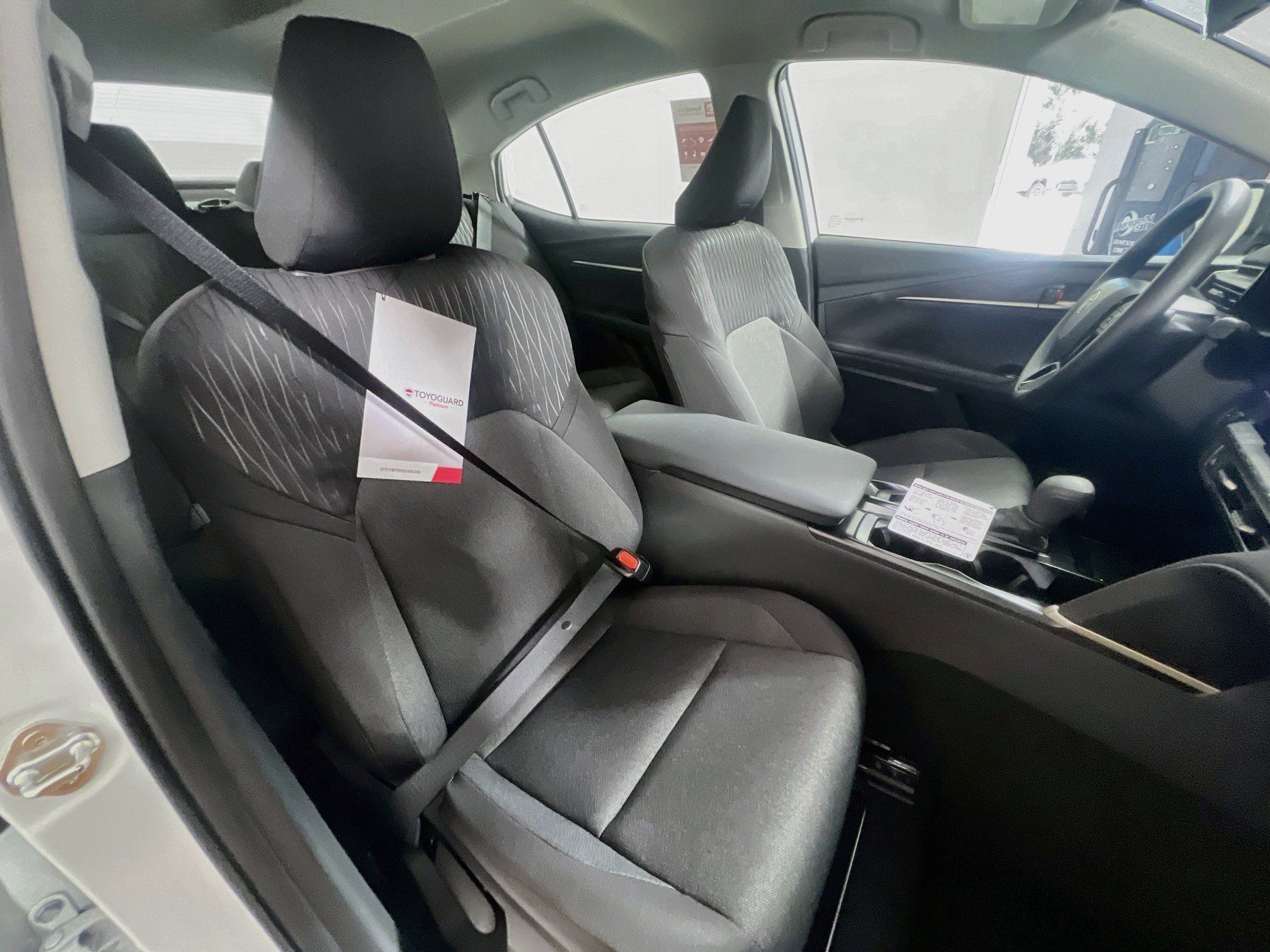 Used 2025 Toyota Camry LE FWD image 30
