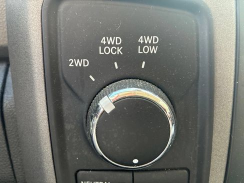 Used 2013 RAM 1500 Express AWD/4WD image 12