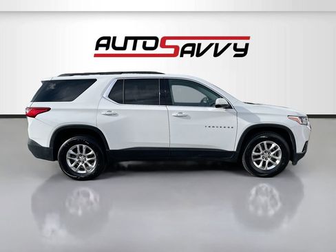 Used 2021 Chevrolet Traverse LT image 8