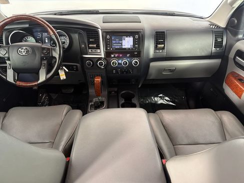 Used 2019 Toyota Sequoia Platinum w/ Carpet Mat Package (TMS) AWD/4WD image 26
