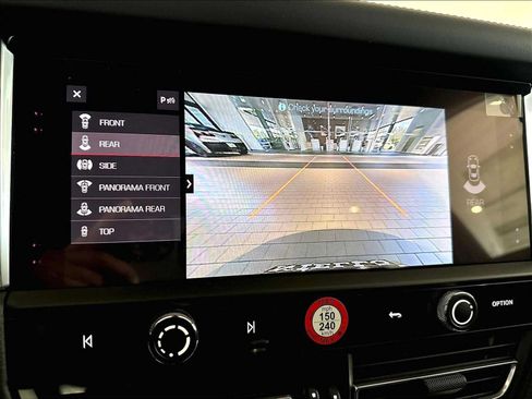 New 2026 Porsche Macan AWD/4WD image 26