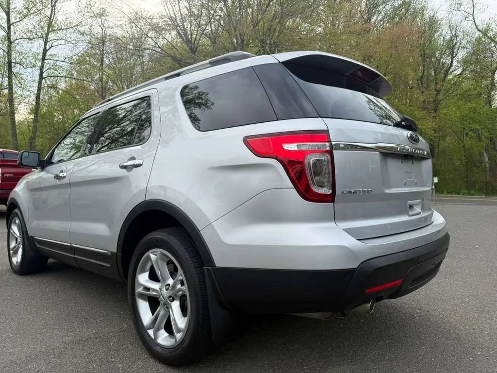Used 2013 Ford Explorer Limited AWD/4WD image 7