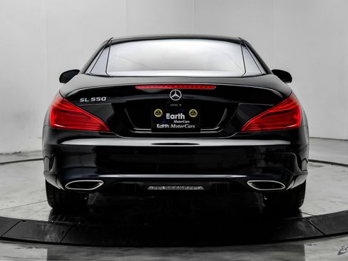 Used 2017 Mercedes-Benz SL 550 image 12