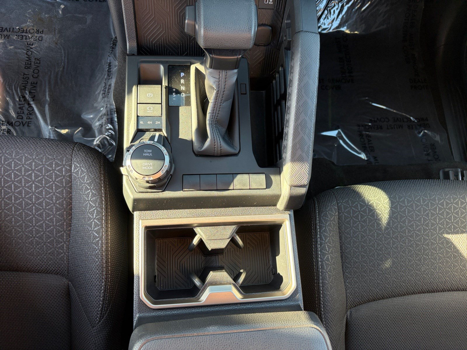 Used 2025 Toyota 4Runner SR5 AWD/4WD image 23