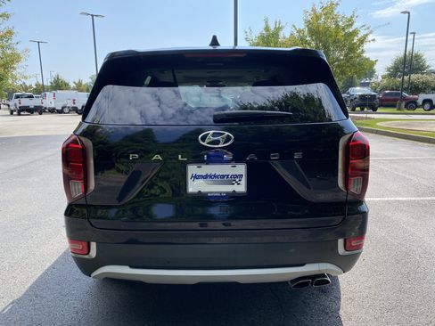 Used 2022 Hyundai Palisade SEL w/ Premium Package FWD image 8