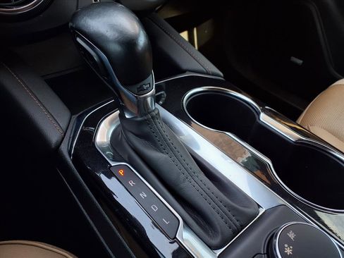 Used 2022 Chevrolet Blazer Premier w/ Enhanced Convenience Package image 18